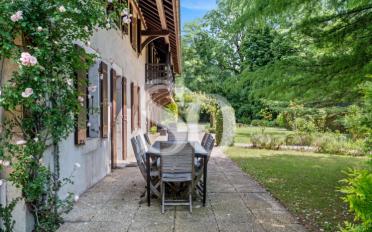 Einfamilienhaus 10 Zimmer - image - 1