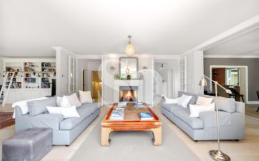 Einfamilienhaus 8.5 Zimmer - image - 4