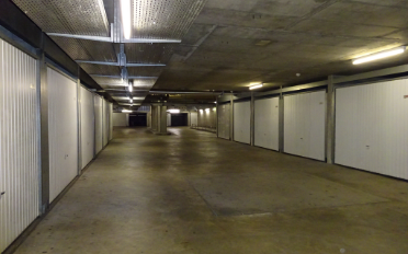 Single garage - image - 2