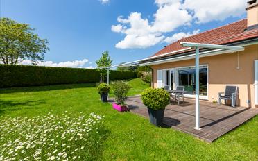 Einfamilienhaus 7.5 Zimmer - image - 1