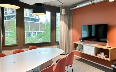 Bureau - image - 16