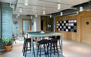 Bureau - image - 4