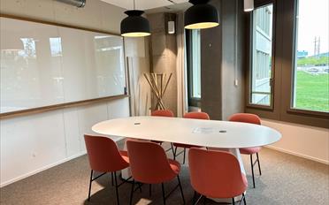 Bureau - image - 15