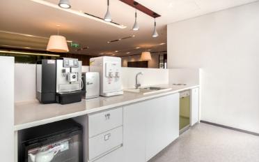 Office - image - 7