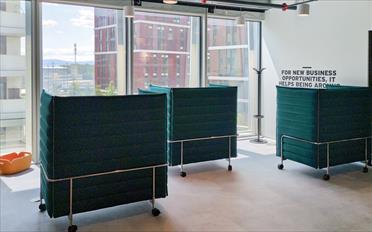 Bureau - image - 18