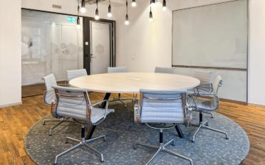 Office - image - 7