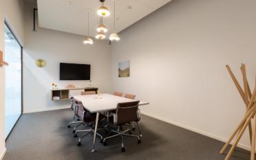 Office - image - 8