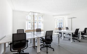 Office - image - 4
