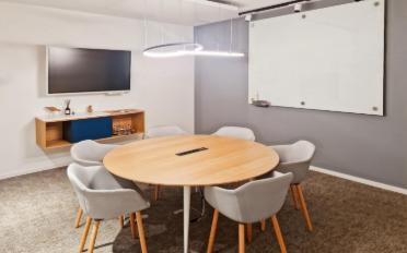 Office - image - 7