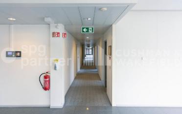 Commercial - image - 12