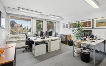 Office - image - 5
