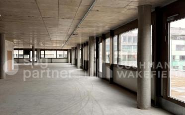 Commercial - image - 3