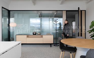 Office - image - 9