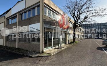 Bureau - image - 12