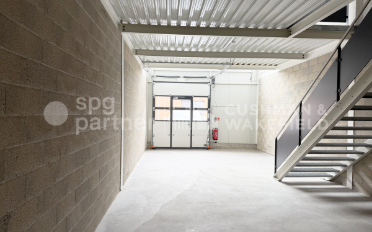 Commercial - image - 4