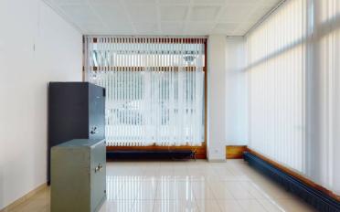 Office - image - 4