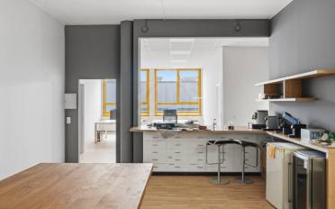 Office - image - 3