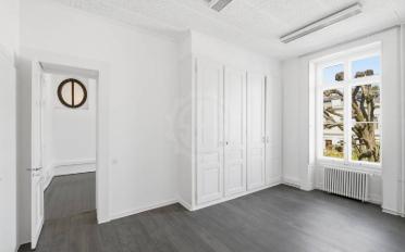 Bureau - image - 4