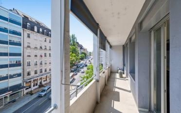 Bureau - image - 10