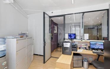 Office - image - 11