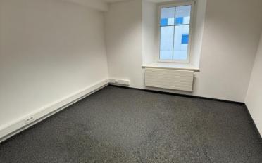 Office - image - 1