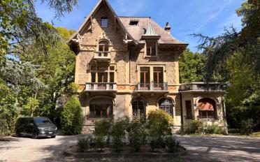Villa 15 Zimmer - image - 1