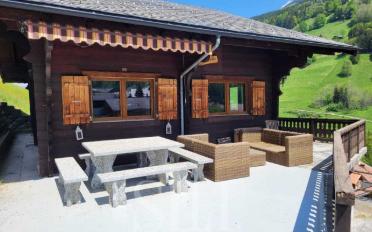 Chalet 5.5 pièces - image - 5