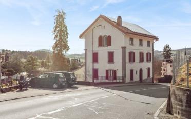 Mixed use property - image - 1
