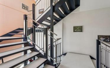 Single house 15 rooms - image - 12