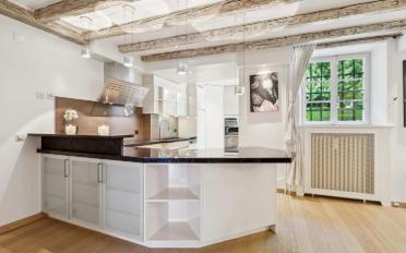 Apartment 6 rooms - image - 3