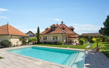 Villa 6.5 pièces - image - 1
