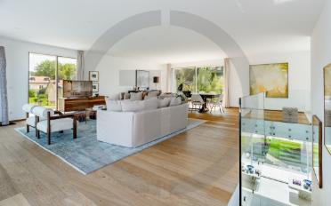 Apartment 8 rooms - image - 2
