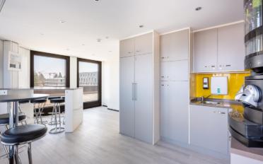 Office - image - 7