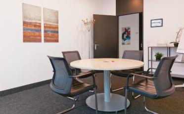 Office - image - 6