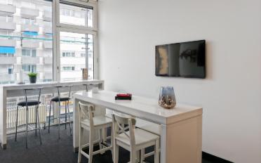 Office - image - 7