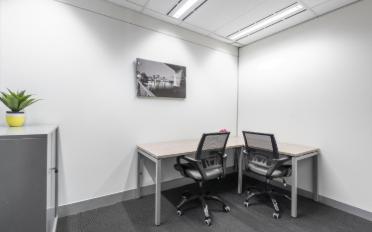Bureau - image - 1