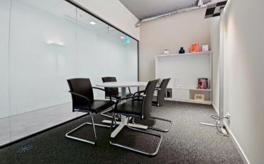 Office - image - 7