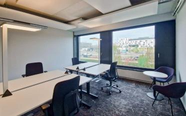 Office - image - 9