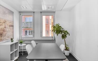 Bureau - image - 1