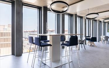 Office - image - 4