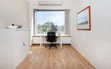 Office - image - 6