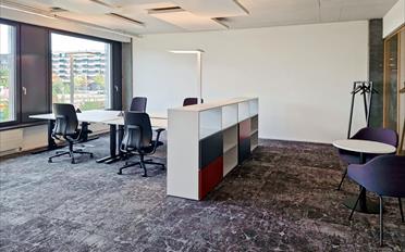 Office - image - 4