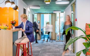 Office - image - 4