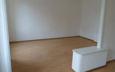Apartment 4 rooms - image - 8