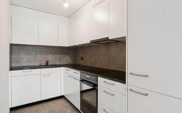 Apartment 4 rooms - image - 2