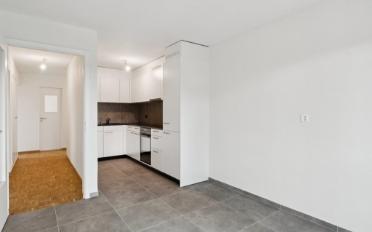 Apartment 4 rooms - image - 3