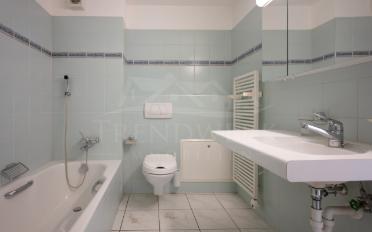 Apartment 4 rooms - image - 7