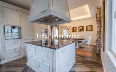 Attic flat 8 rooms - image - 10