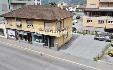 Residential building 11 rooms - image - 1