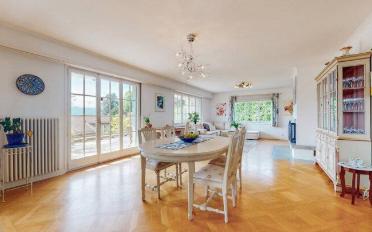 Villa 9.5 Zimmer - image - 3